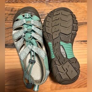 KEEN Women's Newport H2 Sandal, 7.5